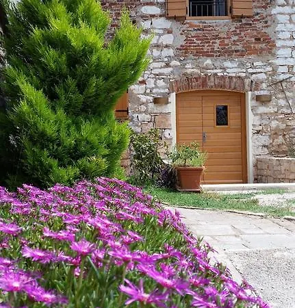 Old Barn 度假居 *